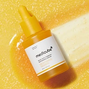 MEDICUBE KOJIC ACID TURMERIC NIACINAMIDE SERUM (30ml)