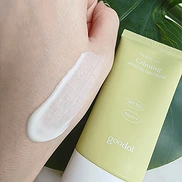 GOODAL HEARTLEAF CALMING MOISTURE SUN CREAM SPF50+ PA++++ (50ml)